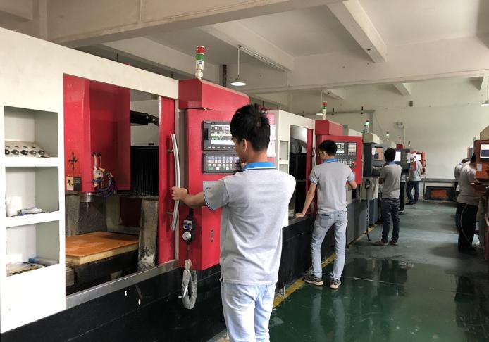 深挖兩年，秋平模型借助金石3D打印機崛起為重慶汽車手板之最