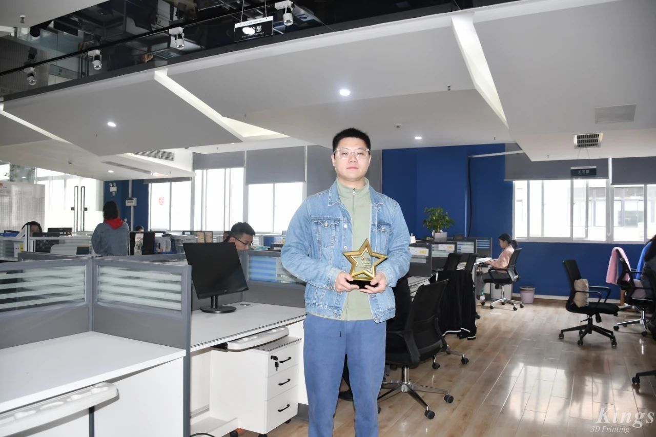從設(shè)備調(diào)試員到重慶金石銷售冠軍，他經(jīng)歷了什么？